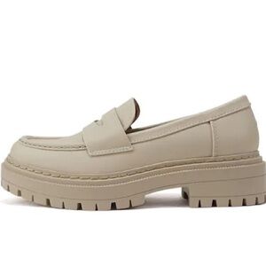 MIA Women's Beige Loafers
